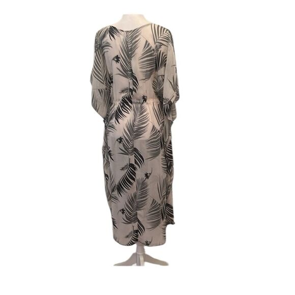 Kona Sol size small Sheer Black and White Leaf Print coverup kimono kaftan EUC - Picture 3 of 12